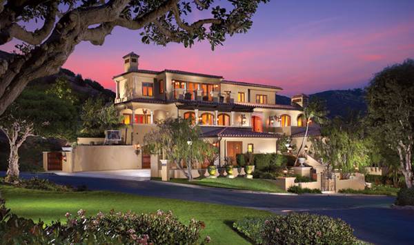 HOM Real Estate Group Presents Oceanview Laguna Beach Estate
