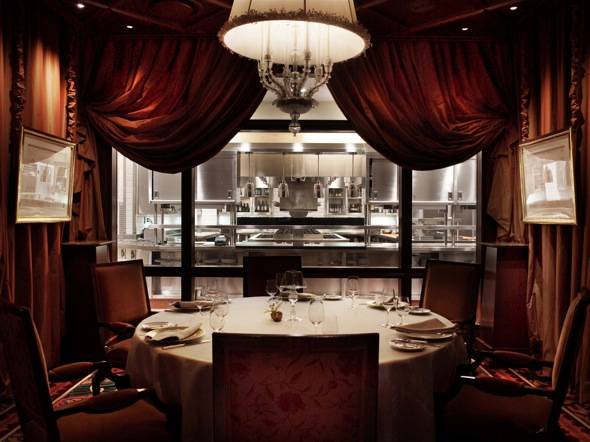 Kiss the Chef: The Haute 5 Chef’s Tables in Las Vegas