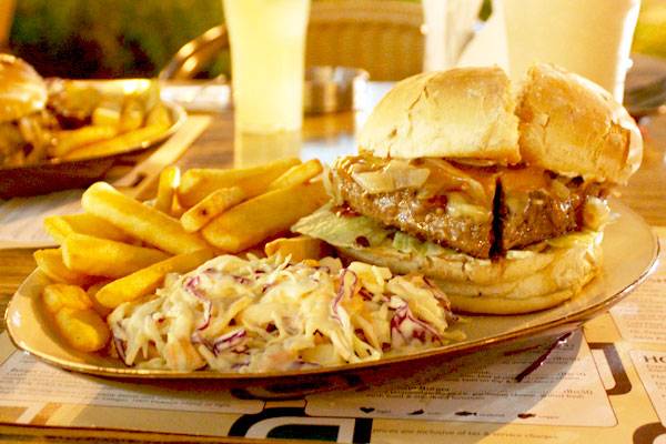 On the Side: The Haute 5 Burger and Fries in Dubai