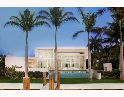The Houses of Hoops: Where are Bosh and James Moving in?
