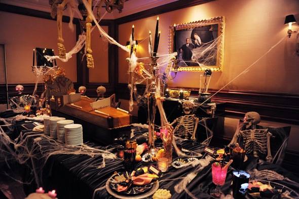 Haute Event: Penn & Teller Celebrate 10 Years with a Halloween Party