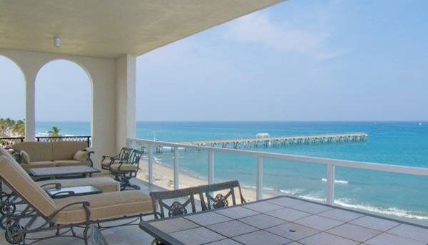 Niki Higgins Lists Palm Beach Oceanfront Luxury Home