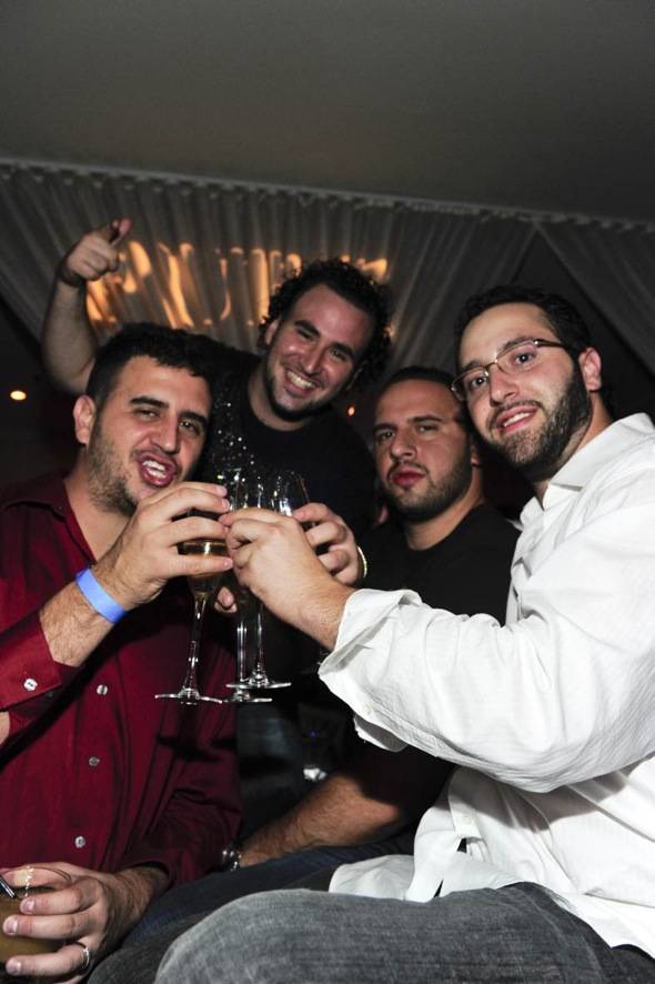 Haute Event: World Series of Poker Stars Celebrate at Pure