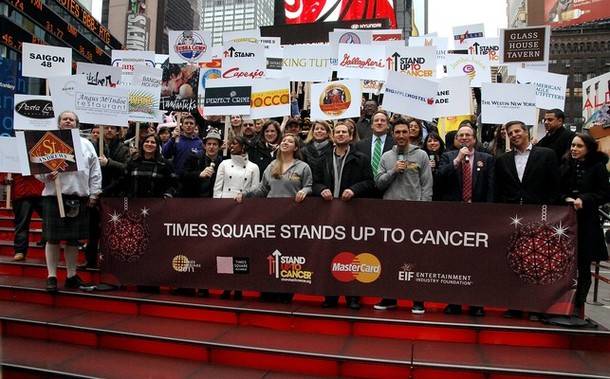 Haute Event: Stars Turn Out in Times Square to “Stand Up To Cancer”