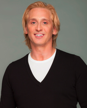 Q & A with Gown Guru David Meister