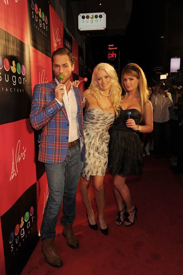 Haute Event: Kim Kardashian, Holly Madison and More Help Sugar Factory American Brasserie Open at Paris