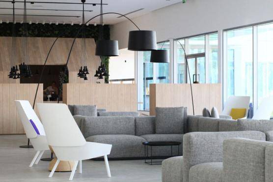 The Pavilion Art Space Opens in Dubai’s Downtown Burj Khalifa