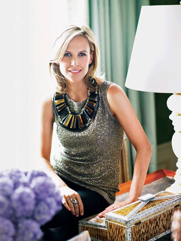 Save the Date: Tory Burch and Oscar de la Renta to Speak at French Institute Alliance Française’s 2011 Fashion Talks