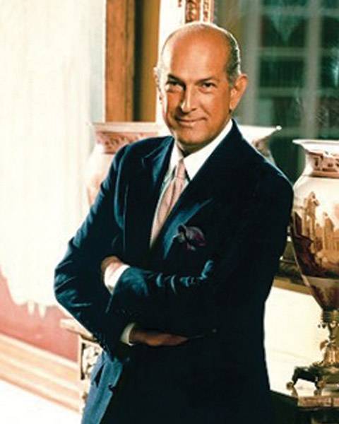 Save the Date: Oscar de la Renta Fashion Show Benefits Sur Futuro Foundation at the Intercontinental Hotel Miami