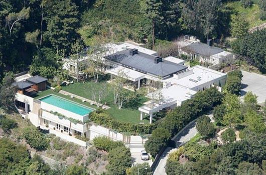 Celebrity Living: Ellen Degeneres and Portia de Rossi $60 Million L.A. Compound Up for Grabs