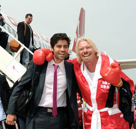 Sir Richard Branson, Adrian Grenier and Friends Rock the Windy City for Virgin America Launch