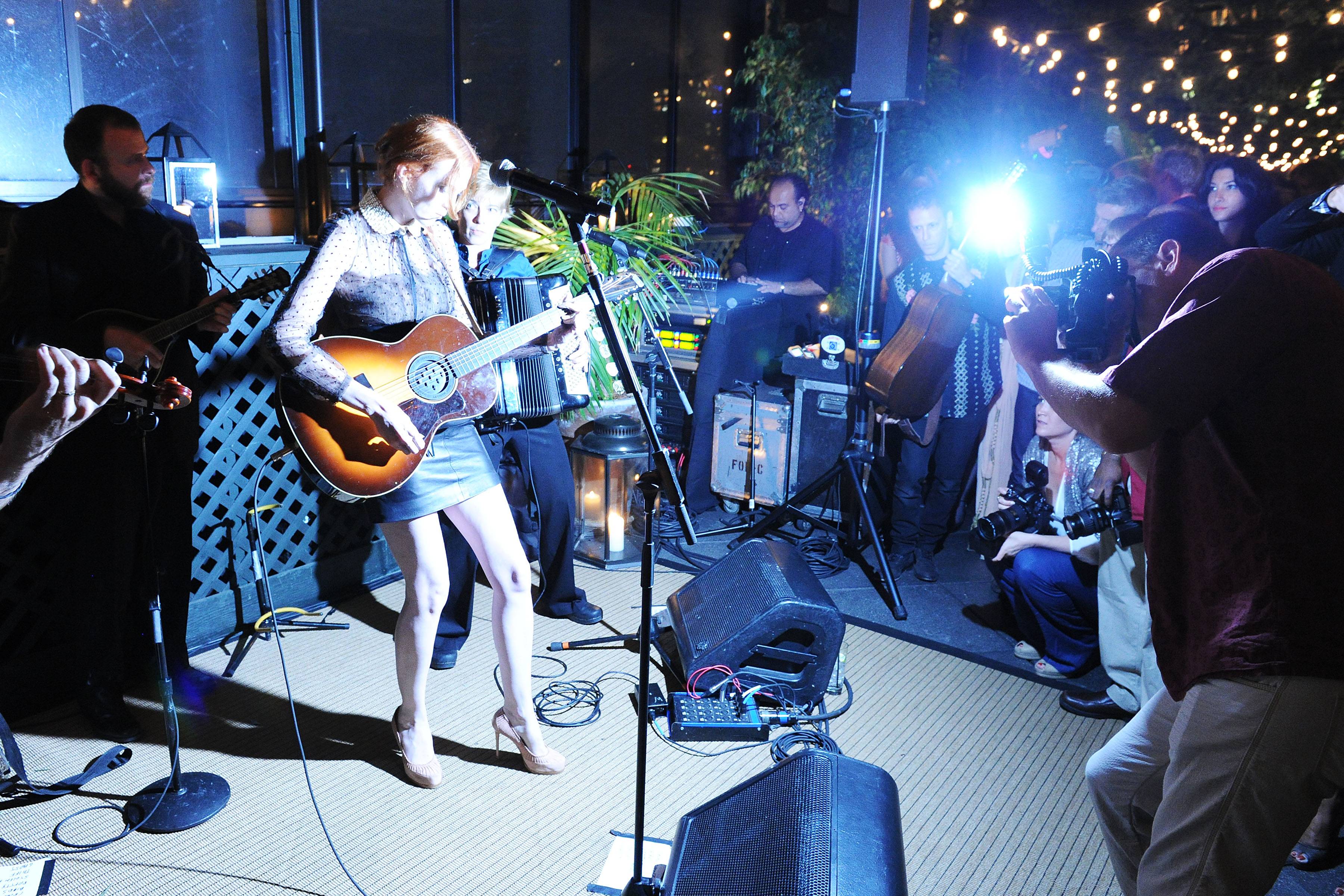 Haute Event: Junior Spring Benefit Hosted by Valentino & Clos du Bois
