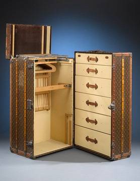 Louis Vuitton’s 1920s Wardrobe Trunk For Sale at $29,850