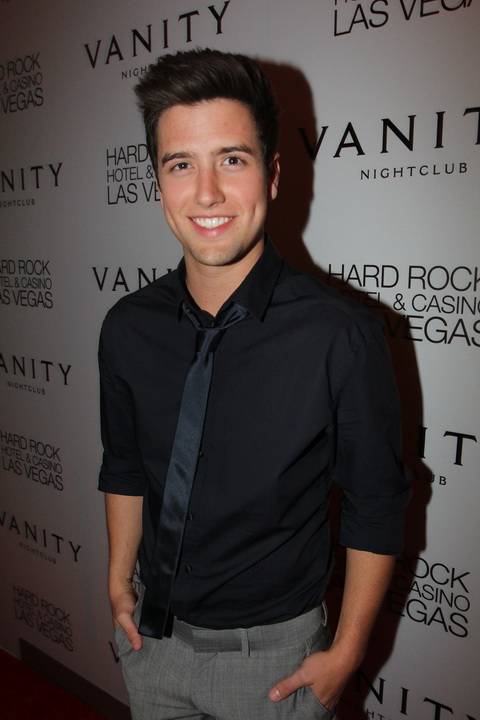 Logan Henderson