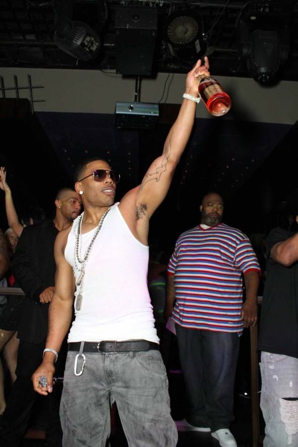 Haute Event: Nelly Performs at Jet Nightclub