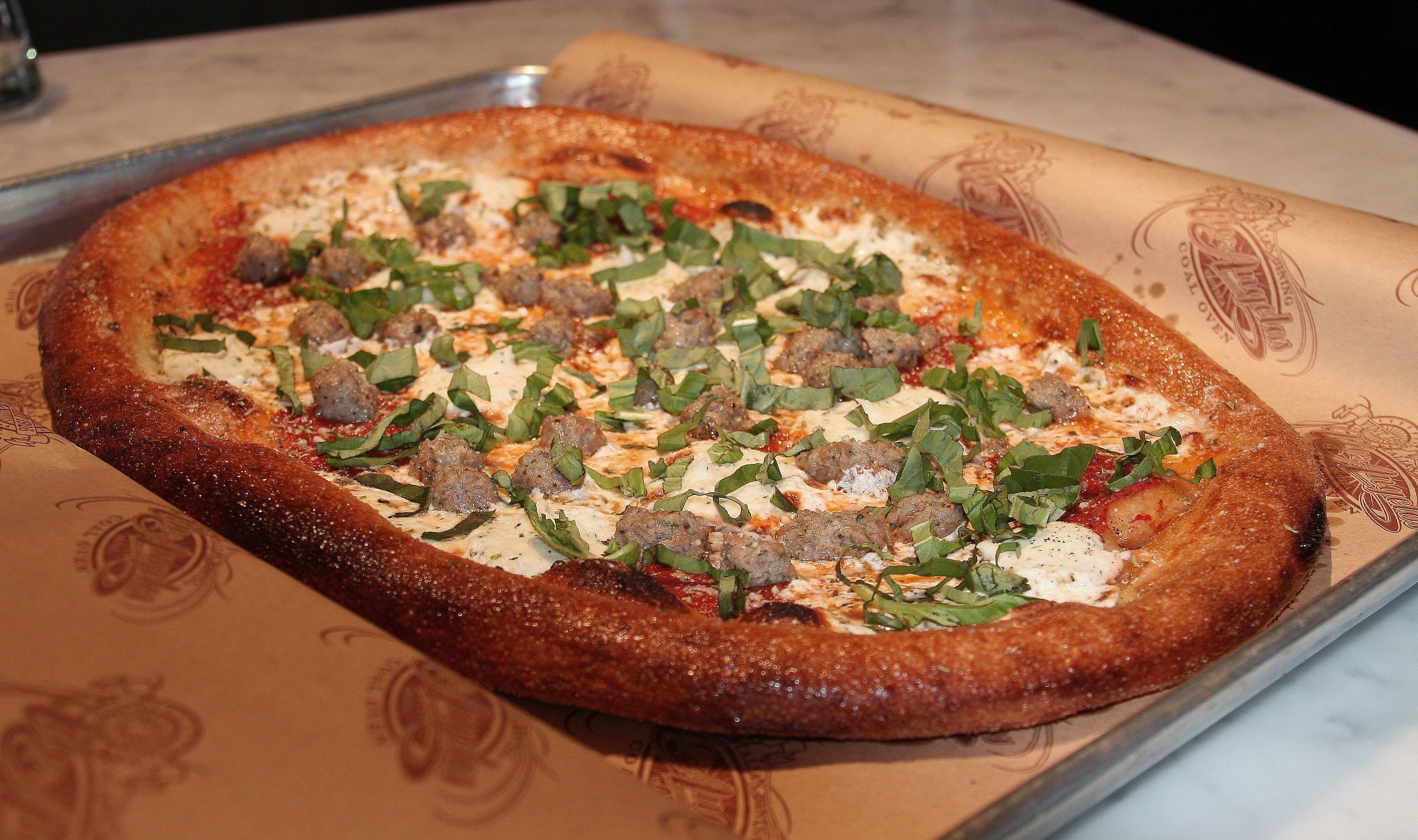 Vic & Angelo’s Opens on Ocean Drive