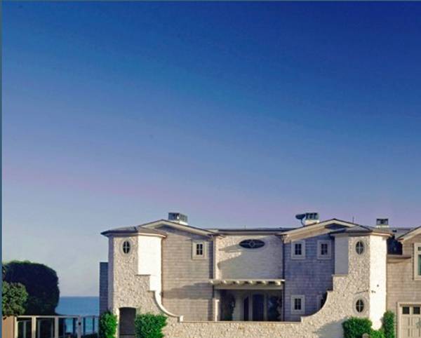 Malibu Manson Expected to Set Record at US Auction