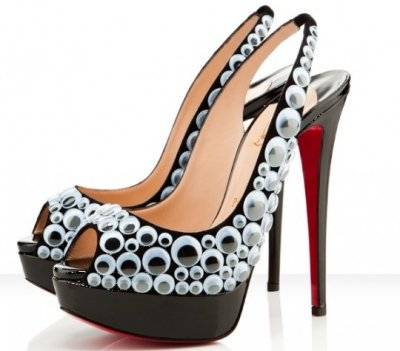 Christian Louboutin “Déjà Vu” heels