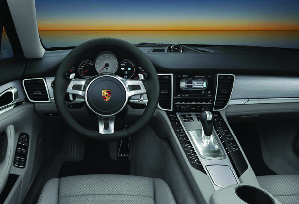 x2012_Porsche_Panamera_S_hybrid...023