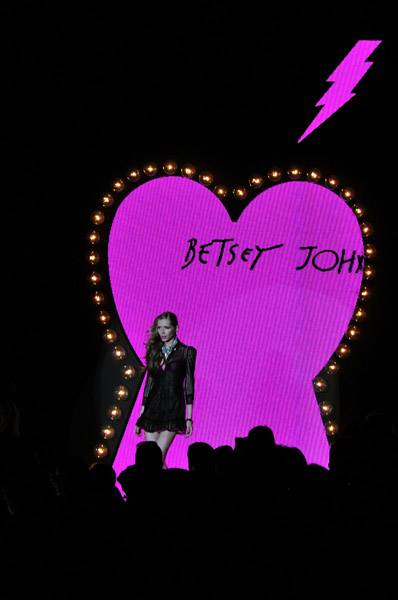 New York Fashion Week 2011: Betsey Johnson S/S 2012