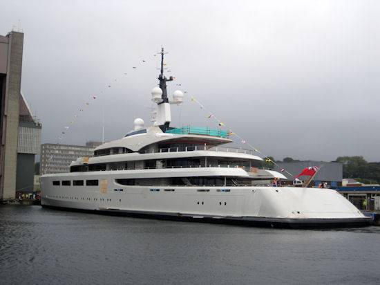 Bertarelli Billionaires Buy £100 Million Yacht