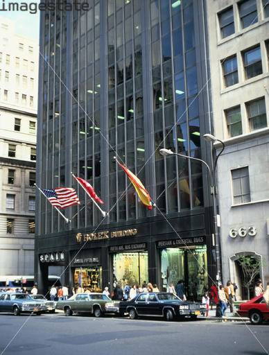 Watch Retailer Wempe Signs Lease in Rolex Building on Fifth Avenue