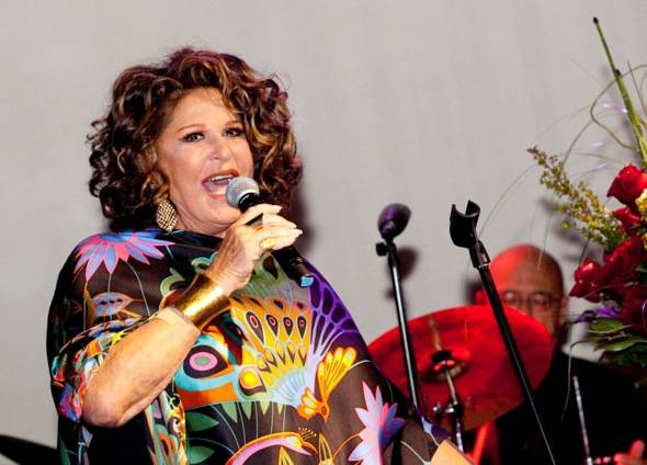 Haute Event: Lainie Kazan Performs at the Evening of Cabaret Benefit for AFAN