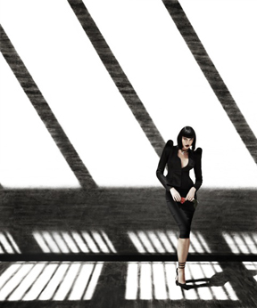 In This Issue of Haute Living Miami: The Modern Woman as Portrayed by Greg Lotus