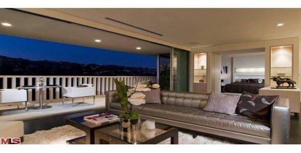 Five Condominiums on the Market in L.A.’s Famed Sierra Towers