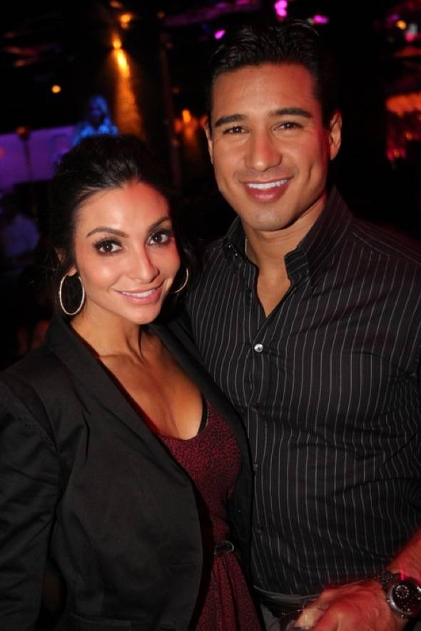Courtney Mazza&MarioLopezVanity11.12.11HewBurney