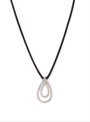 Kwiat Diamonds Creates $11,000 Bracelet for Charity Water