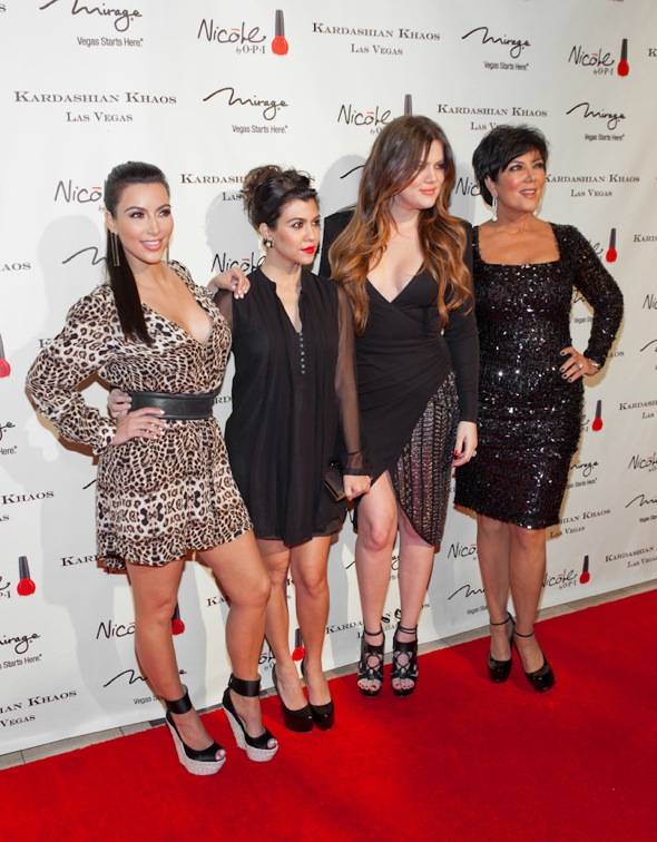 12_15_11_kardashian_khaos_KABIK-267