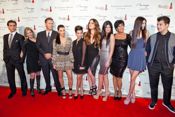 12_15_11_kardashian_khaos_KABIK-328