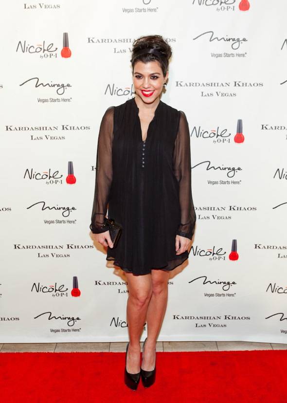 12_15_11_kardashian_khaos_KABIK-379
