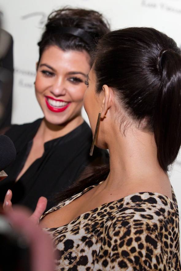 12_15_11_kardashian_khaos_KABIK-754