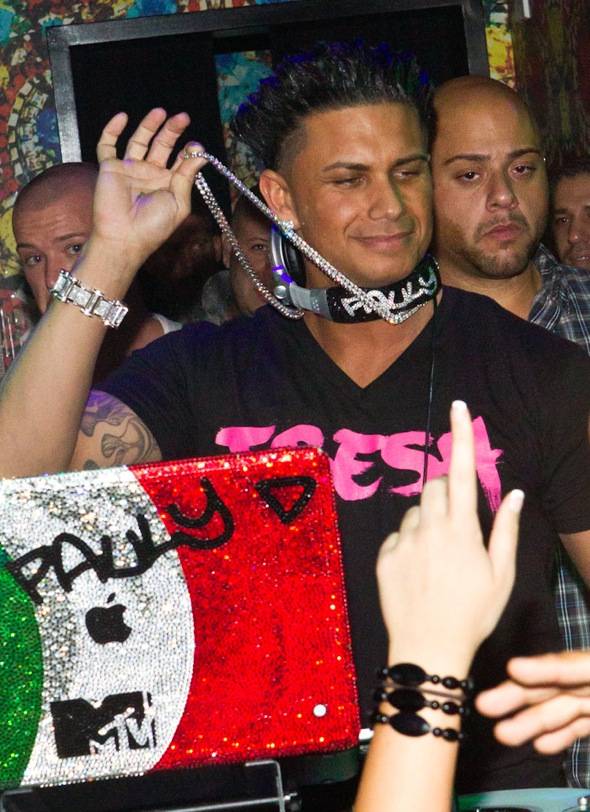 Haute Event: Pauly D Spins at Vanity Nightclub