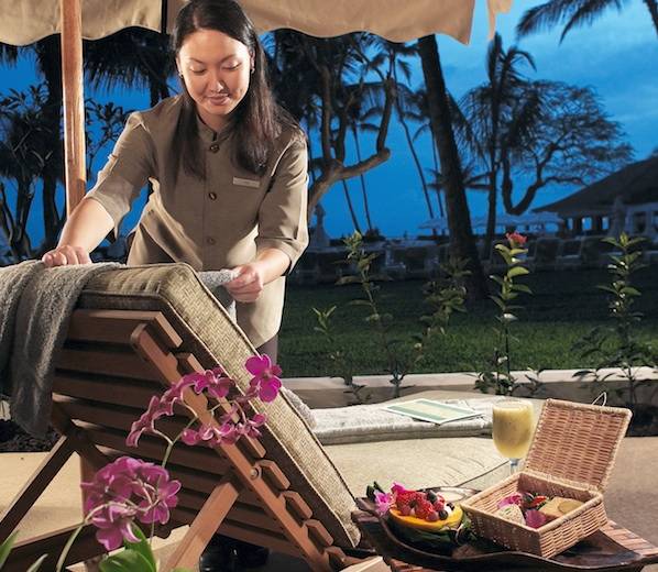 Halekulani Introduces Hawaii’s First Waterless Nail Service