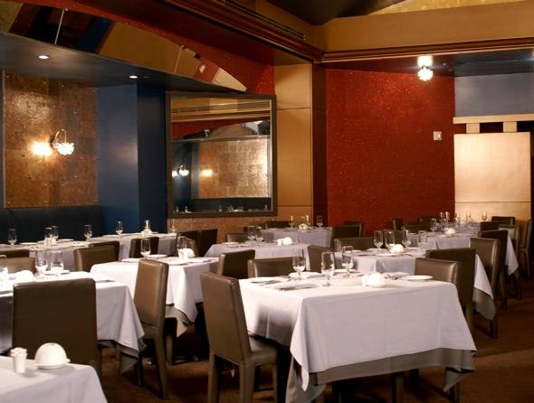 Holiday Dining: Try Multi-Course Meals for the Holidays at Valentino
