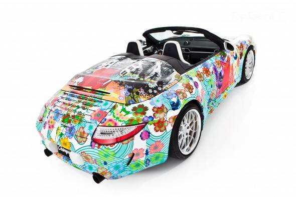 Japanese-Inspired Artwork by Miguel Paredes Displayed on a Porsche Speedster