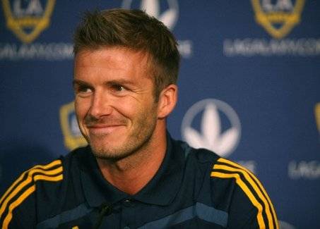 L.A. Galaxy Confirms David Beckham Re-Signs Contract