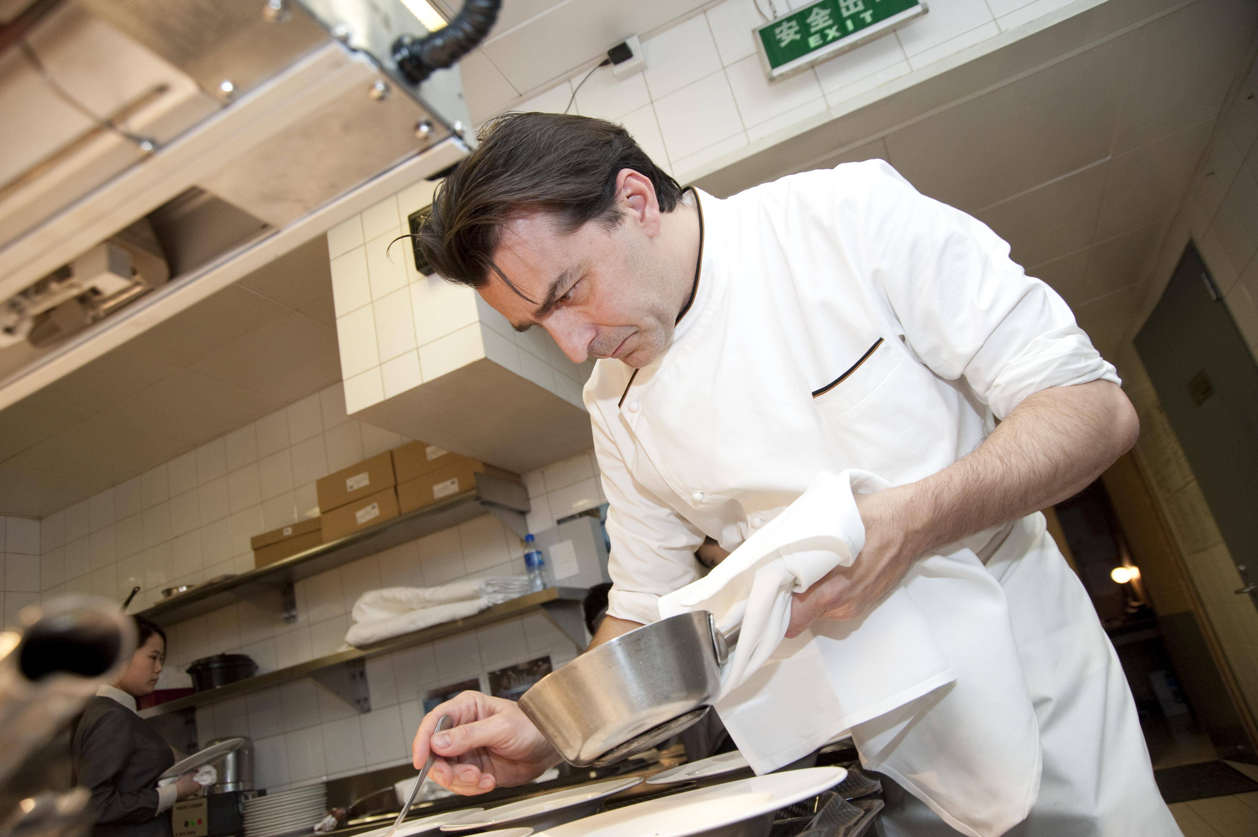 Chef Yannick Alleno Outdoes Himself with Black Truffle Dinner at Shangri-La Hotel, Beijing