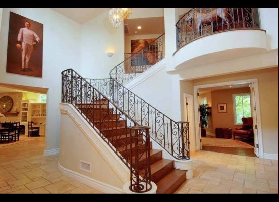 Haute Estate: Dennis Quaid Sells Pacific Palisades Equestrian Estate for $9.5 Million