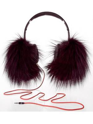 Oscar de la Renta and Dr. Dre Collaborate on Furry Headphones