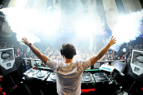 Haute Event: Mark Sanchez Takes in Hardwell at Marquee