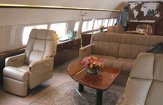 Ukraine President Travels World In $90 Million Gold Plated Private Jet
