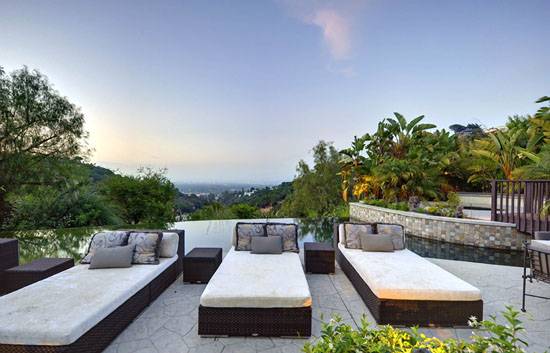 Kim Kardashian Pays $40,000 a Month for New Beverly Hills Home