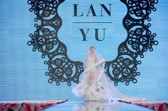 Bridal show 1