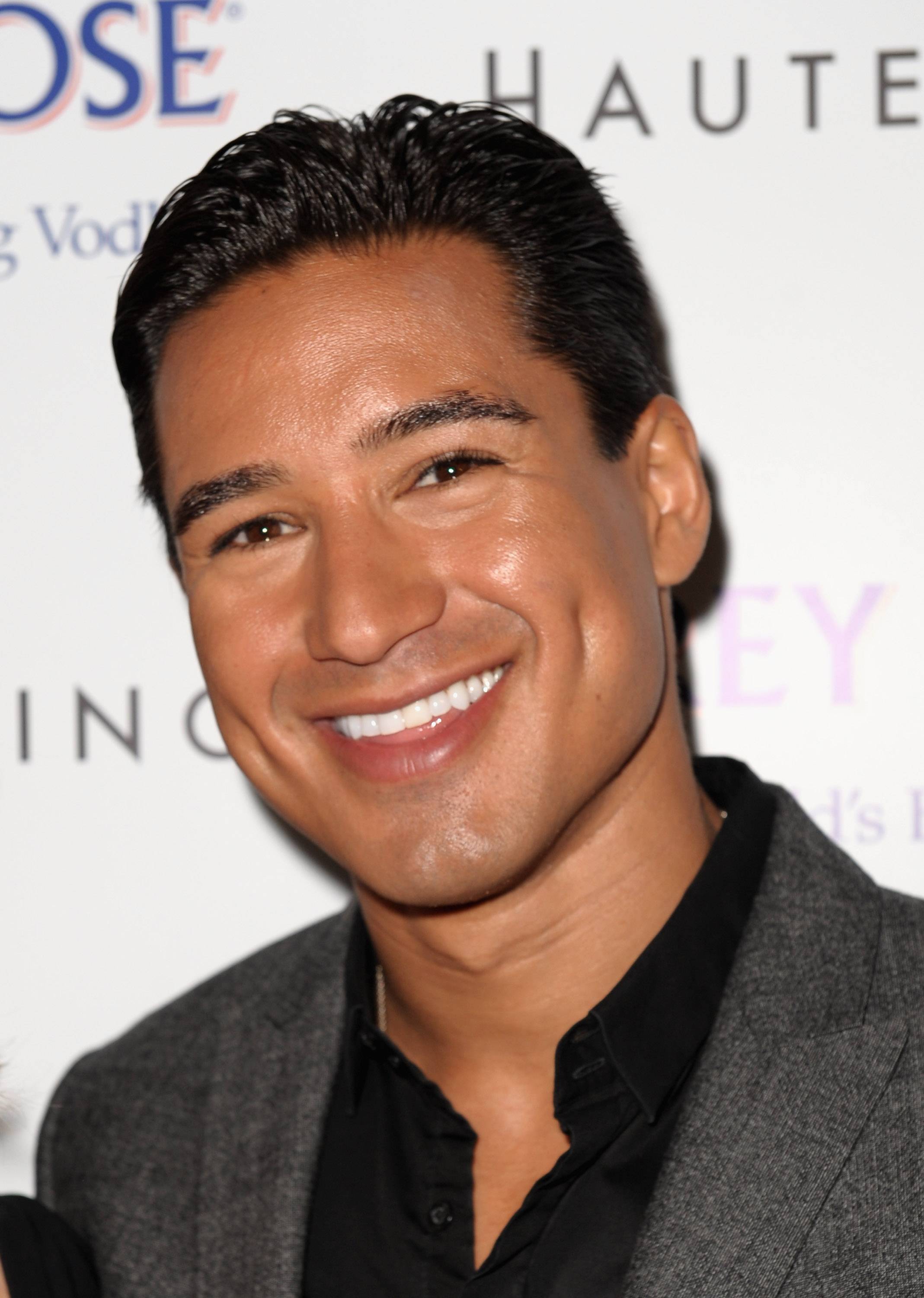 Event Recap: Lea and Roy Black Host Annual Gala Fundraiser at the Fontainebleau Hotel
