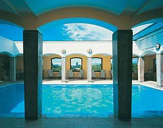 Top 5 Hotel Pools in London