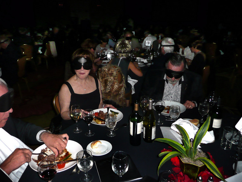 “Dining in the Dark” Raises Funds For Foundation